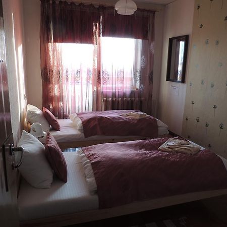 Kivilinna Homestay Lohkva エクステリア 写真