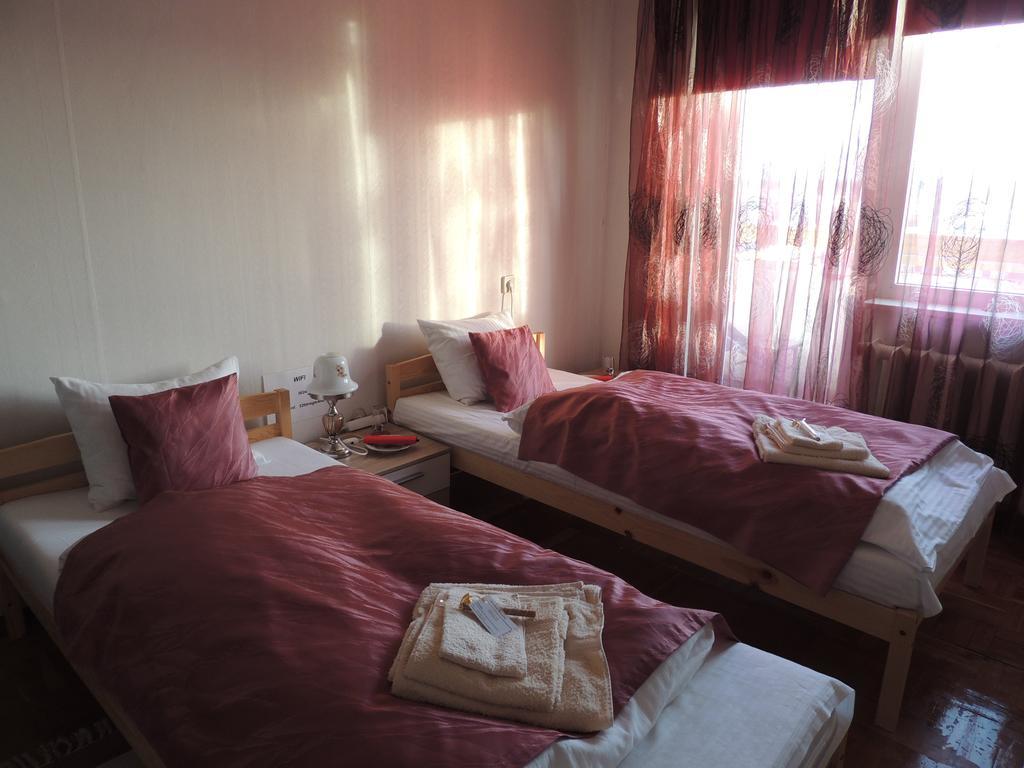 Kivilinna Homestay Lohkva エクステリア 写真